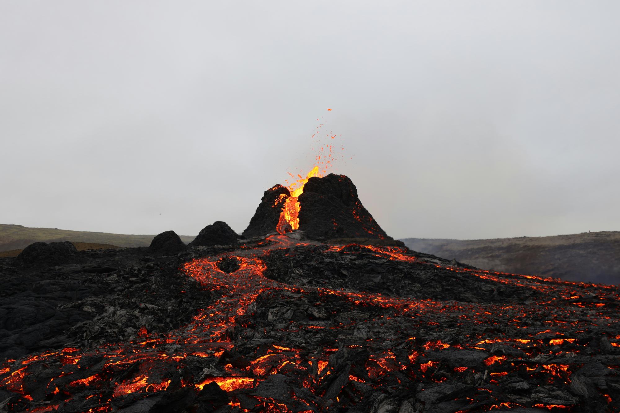 active vulcano in iceland